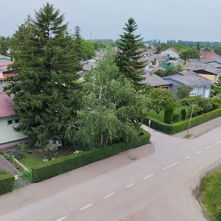 Lenka Szávaszentdemeter