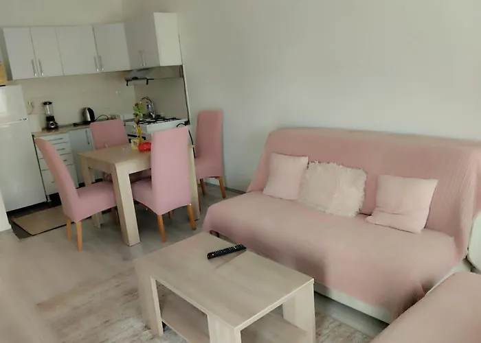 Διαμέρισμα Lenka *