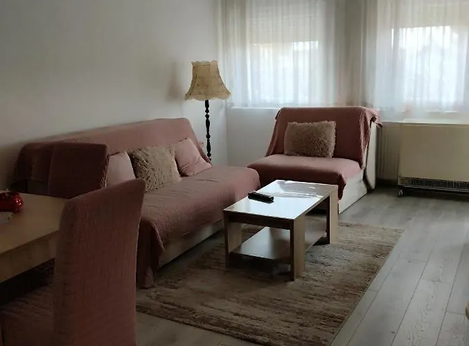 Lenka Διαμέρισμα Σρέμσκα Μιτρόβιτσα