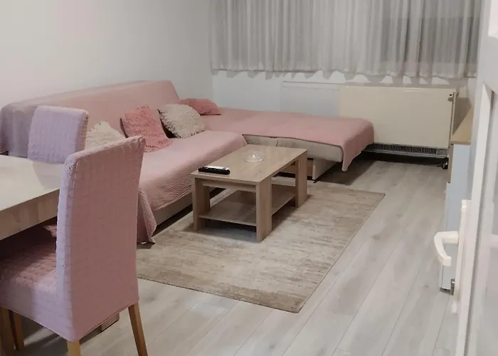 Lenka Διαμέρισμα